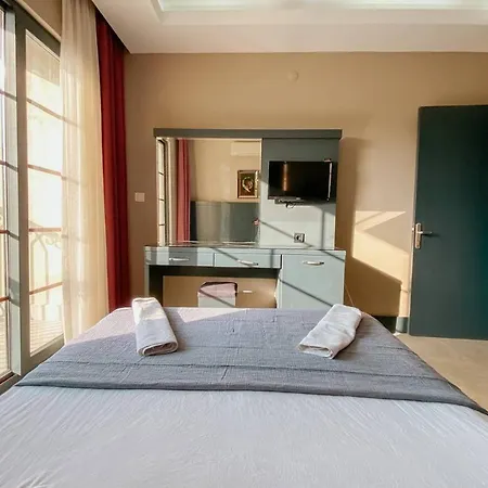 Oeluedeniz 1+1 Modern Summerhouse With Swimming Pool * Fethiye